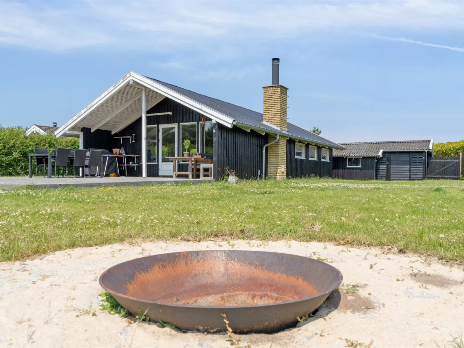 "Guthmund" - 400m from the sea-Outside