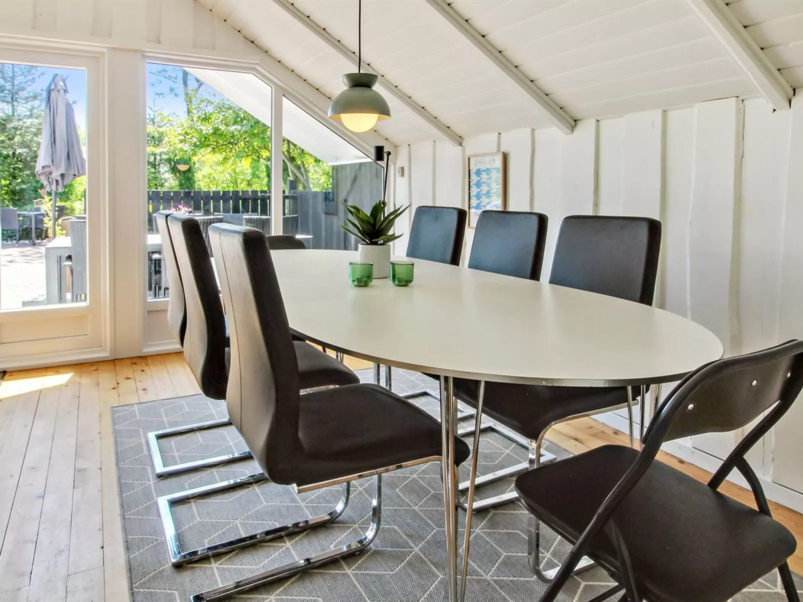 "Jaakob" - 30km from the sea-Inside