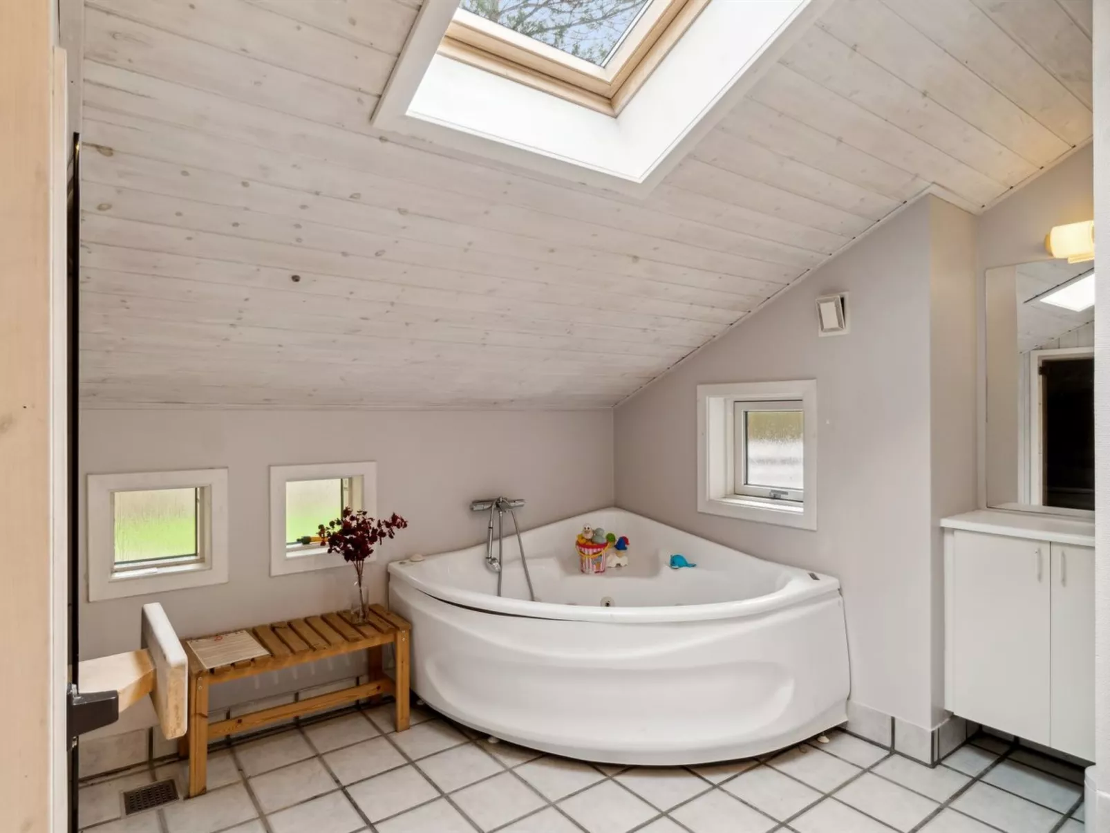 "Tilje" - 800m from the sea-Inside