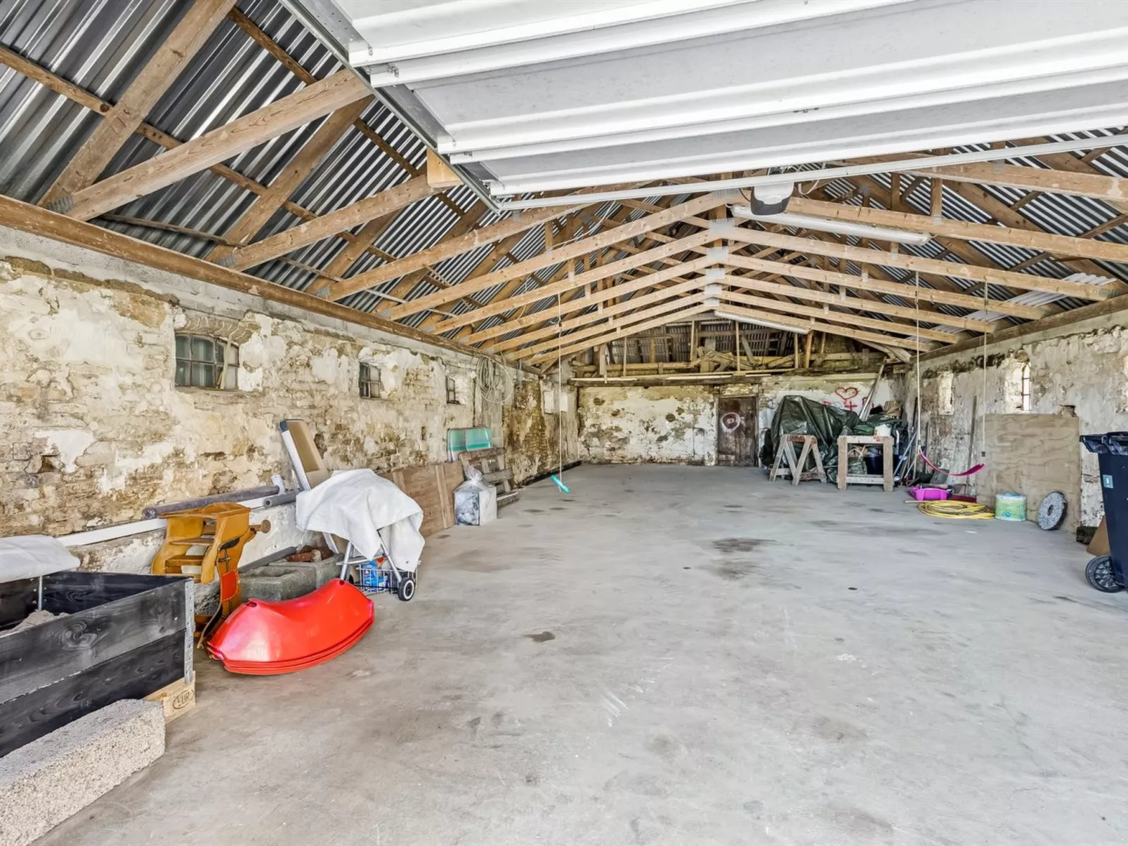 "Kerrin" - 1km from the sea-Outside