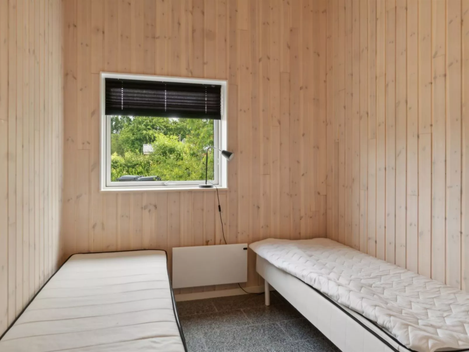 "Dorreth" - 3.2km from the sea-Inside