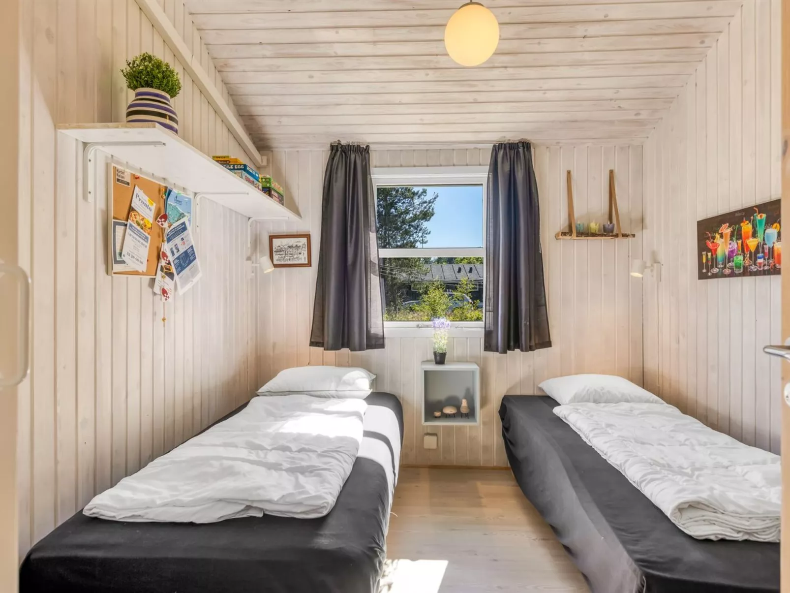 "Olli" - 600m from the sea-Drinnen