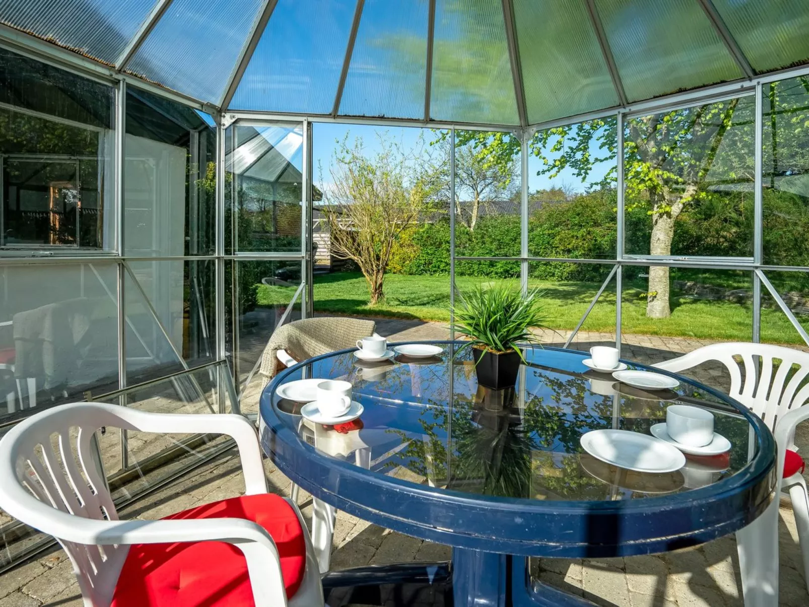 "Satu" - 2km from the sea-Outside