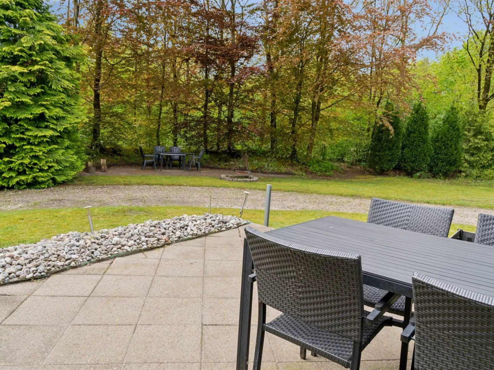 "Gabi" - 30km from the sea-Draußen