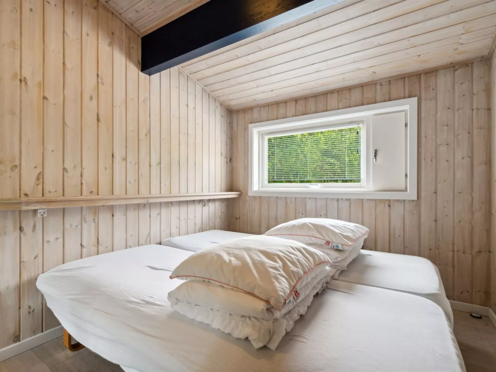 "Deni" - 800m from the sea-Drinnen