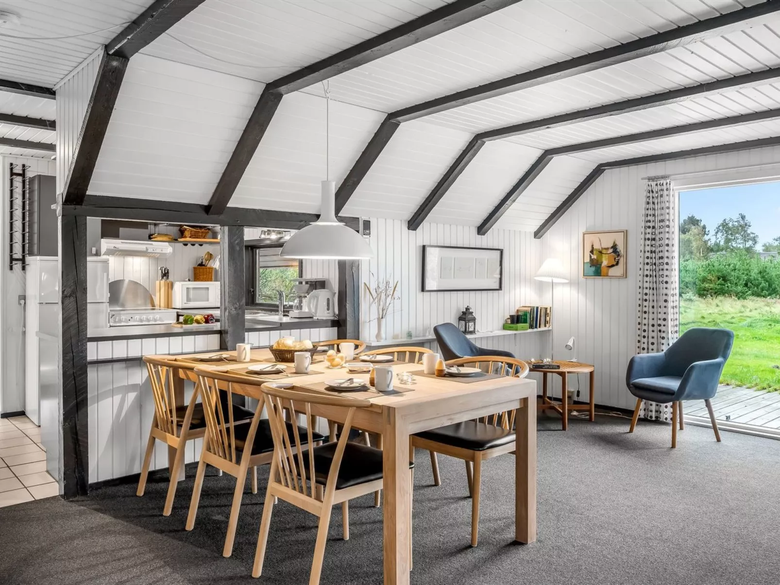 "Gyrial" - 2km from the sea-Dedans