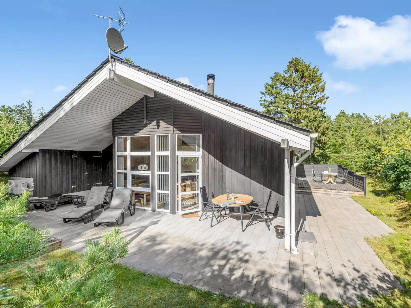 "Brunetta" - 350m from the sea-Outside