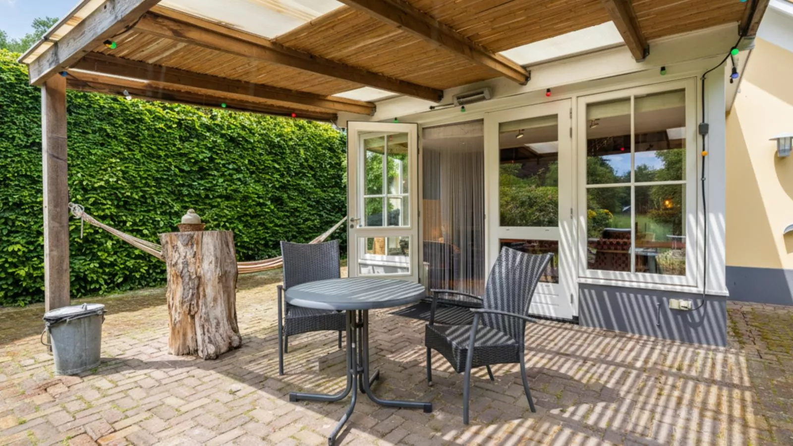 Wellnesshuisje Kalheupink-Terrace balcony