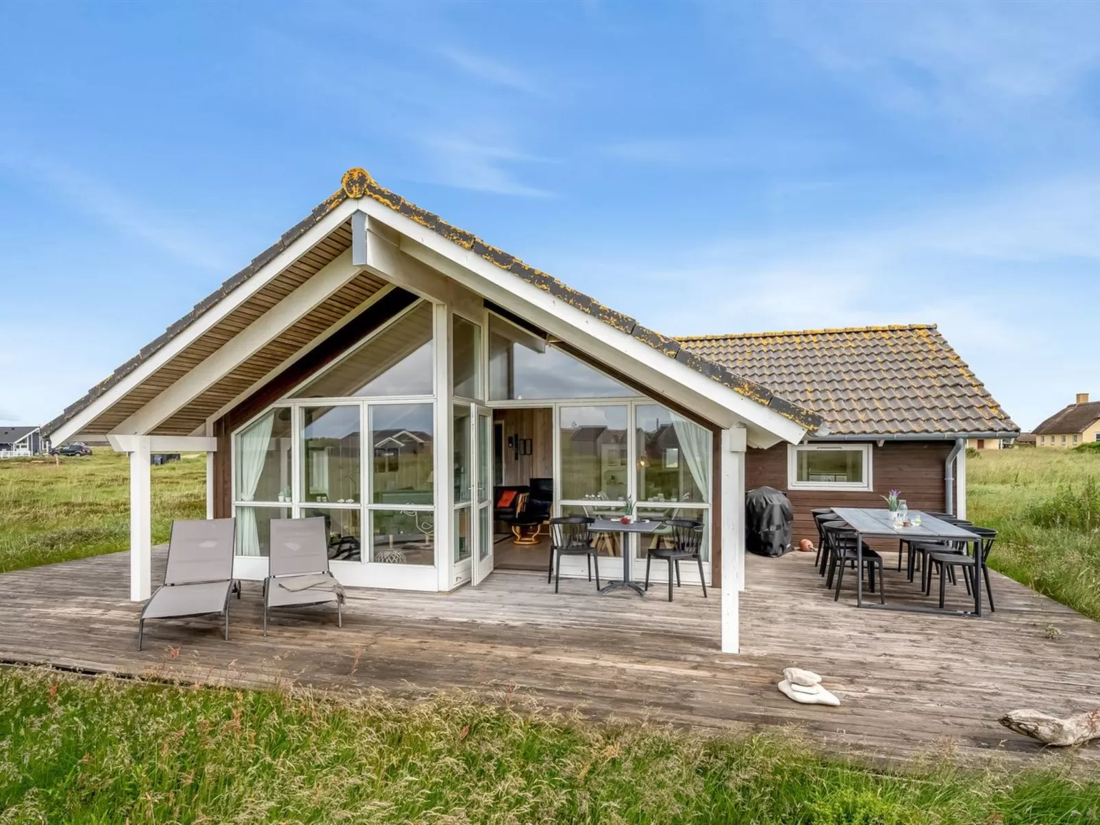 "Märta" - 250m from the sea-Outside