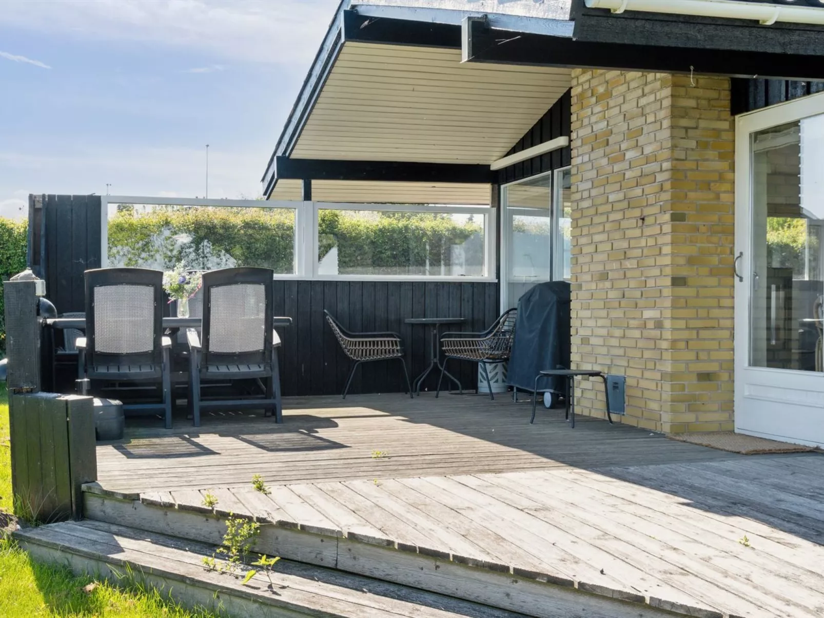 "Titta" - 10m to the fjord-Outside