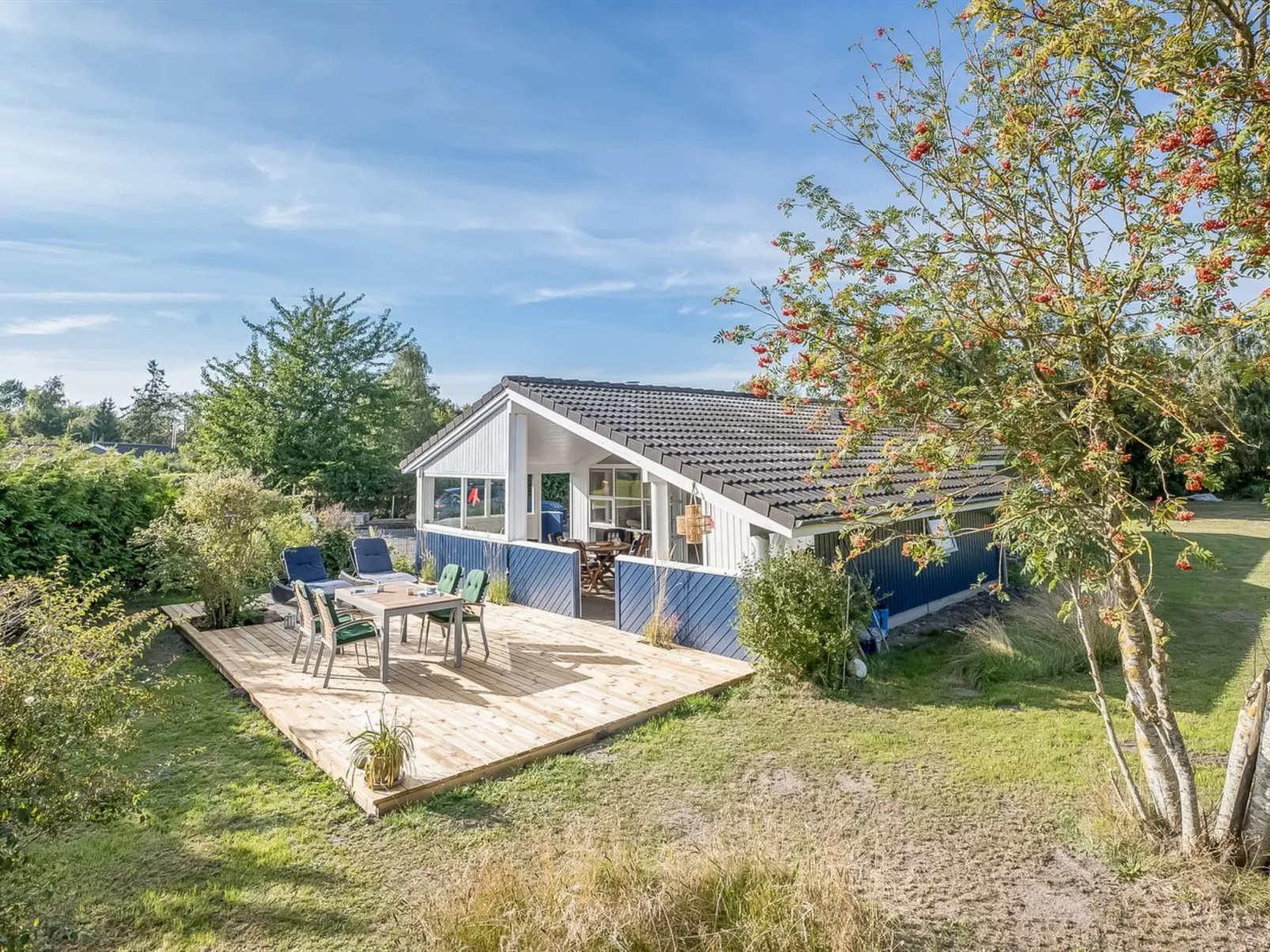 "Ion" - 250m from the sea-Outside