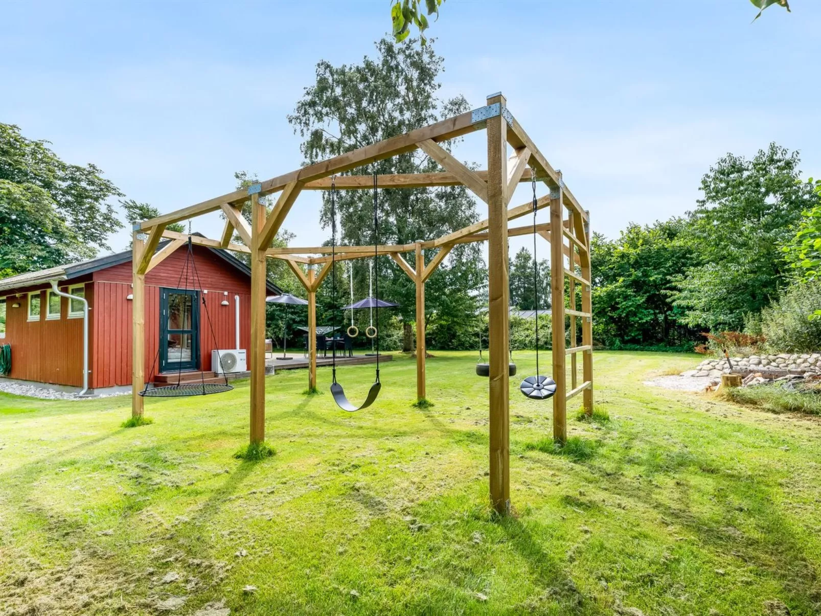 "Vickie" - 600m from the sea-Outside