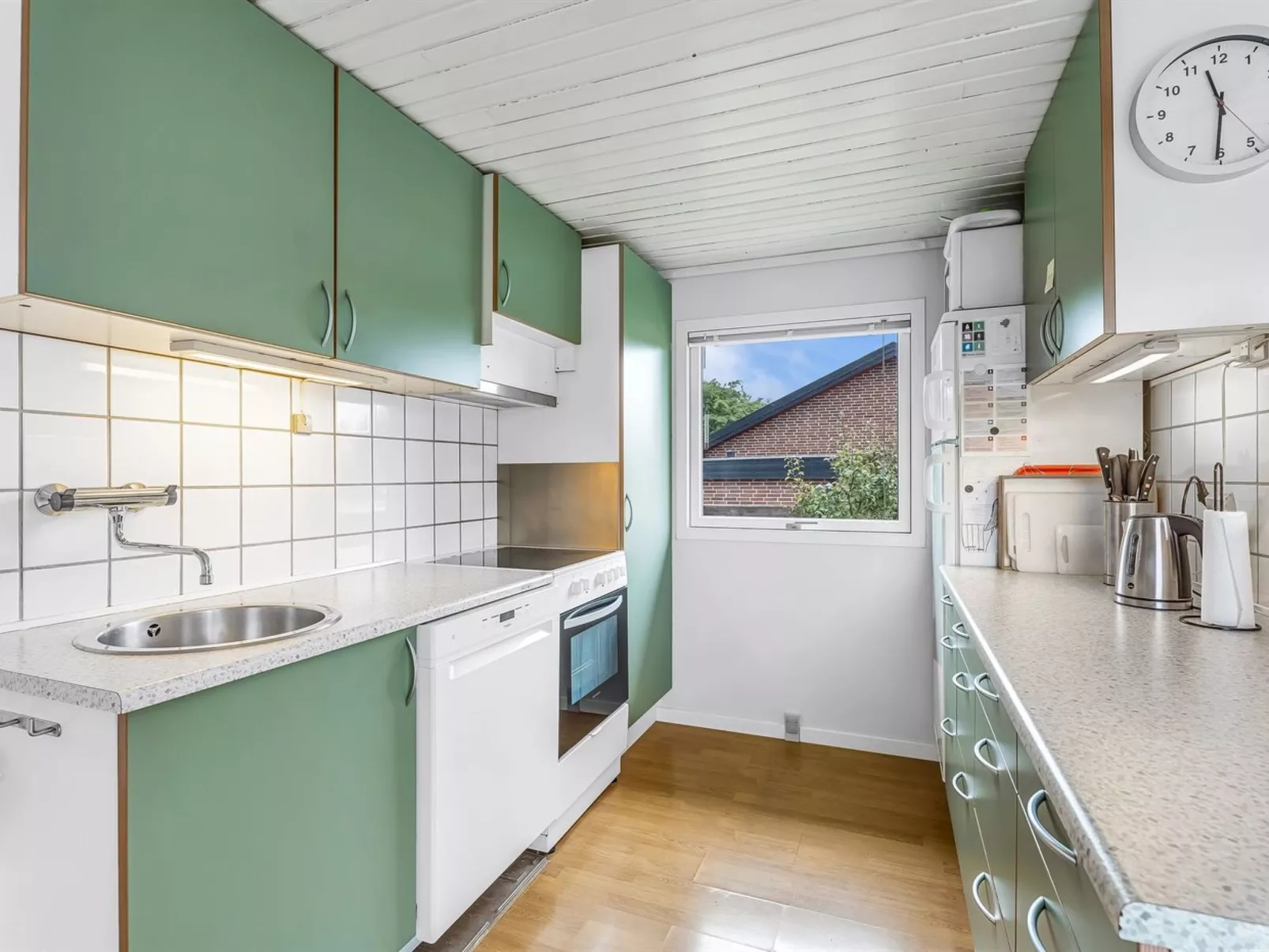 "Tenho" - 150m from the sea-Inside