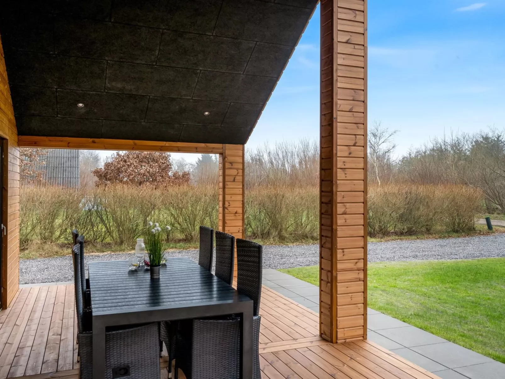 "Grimar" - 400m to the fjord-Draußen