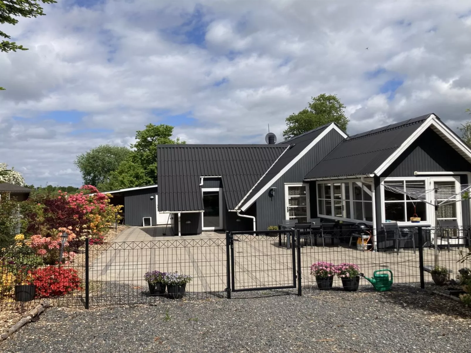 "Adisl" - 600m to the fjord-Draußen