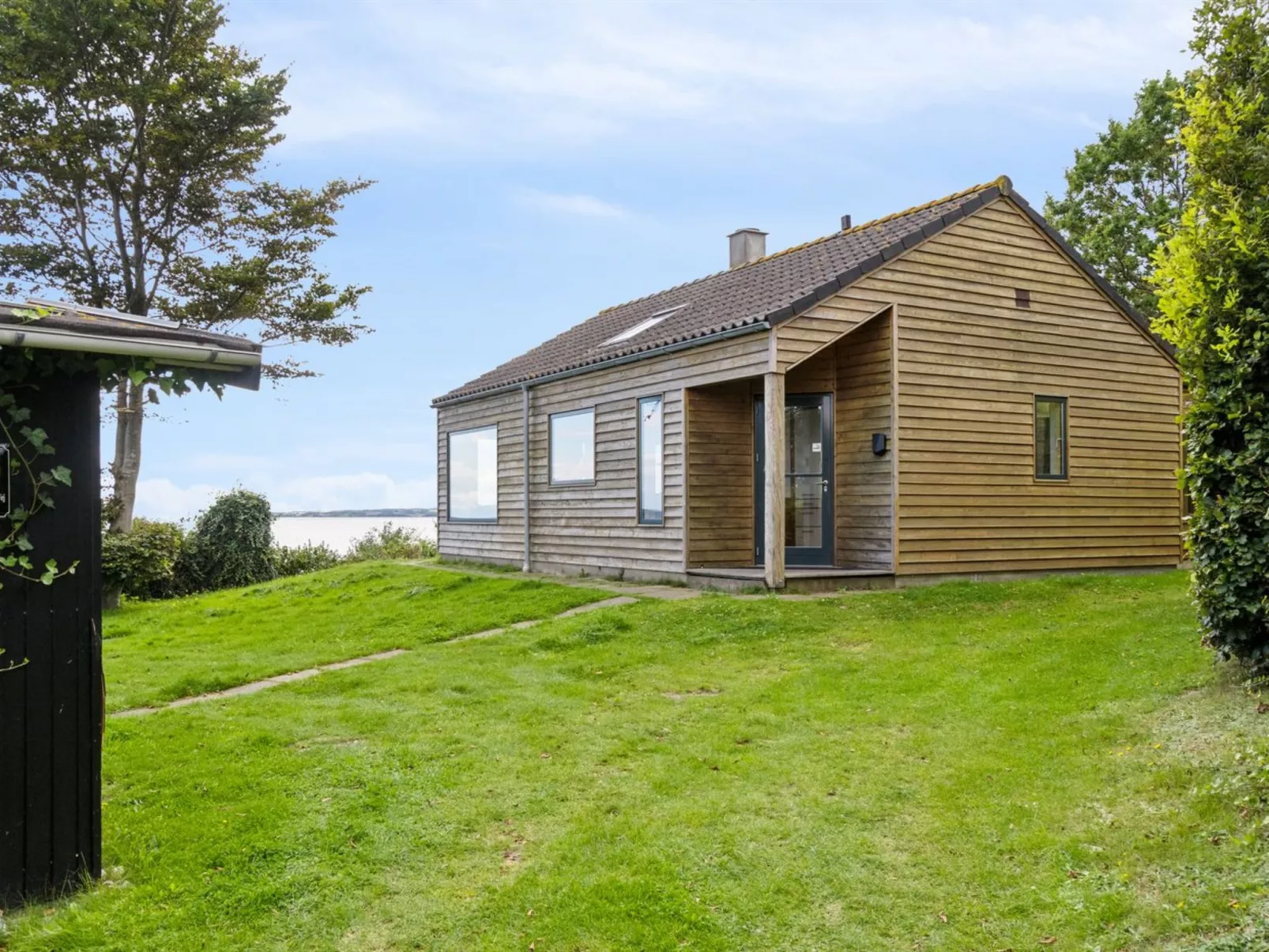 "Alfhild" - 30m from the sea-Outside