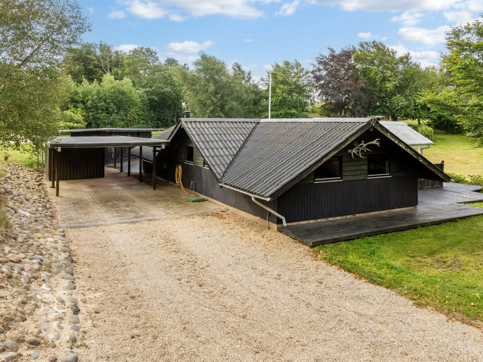 "Jantje" - 500m to the fjord-Outside