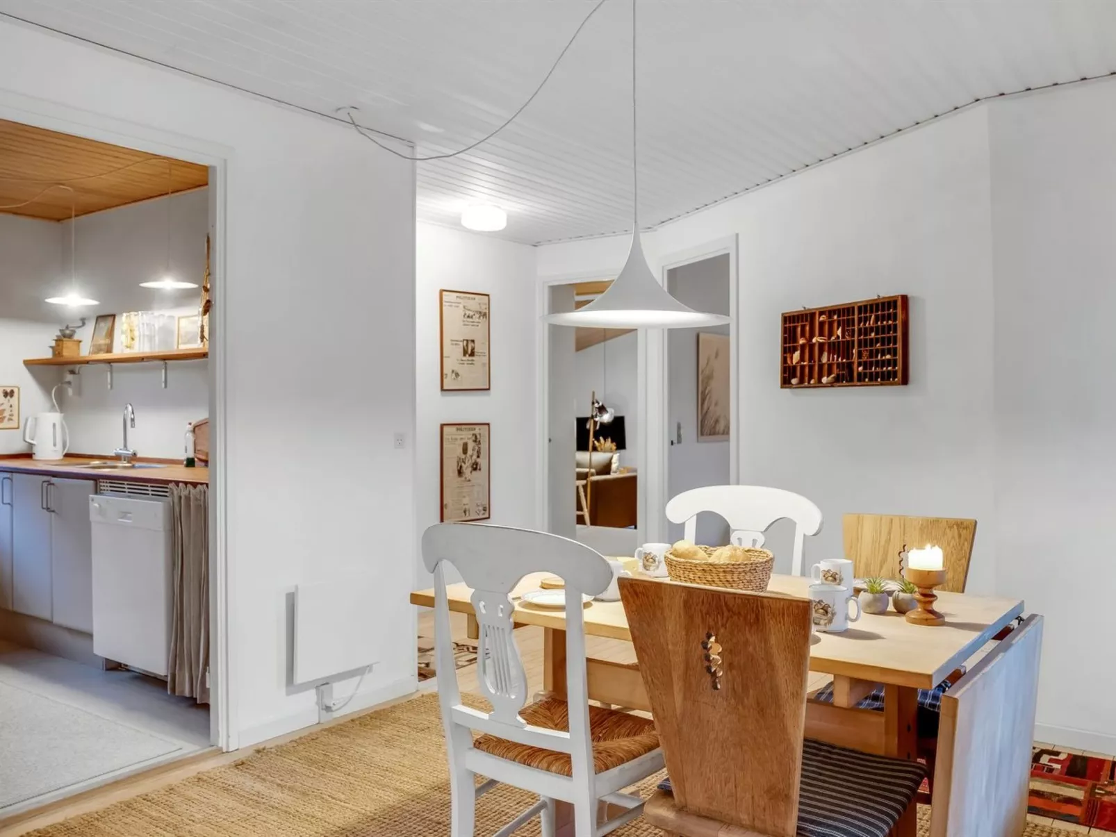 "Floora" - 20m from the sea-Inside