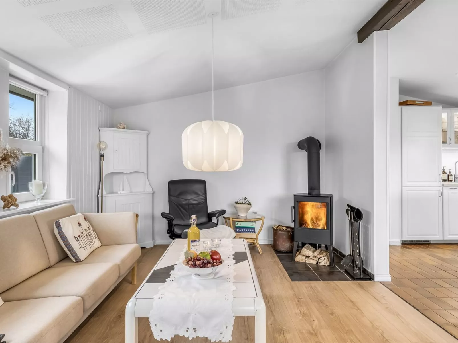 "Rikkart" -  from the sea-Drinnen