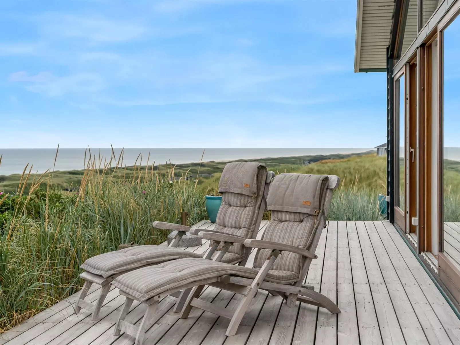 "Bjerund" - 300m from the sea-Outside