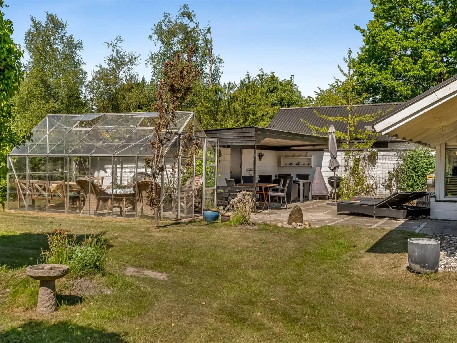 "Sven" - 250m to the fjord-Outside