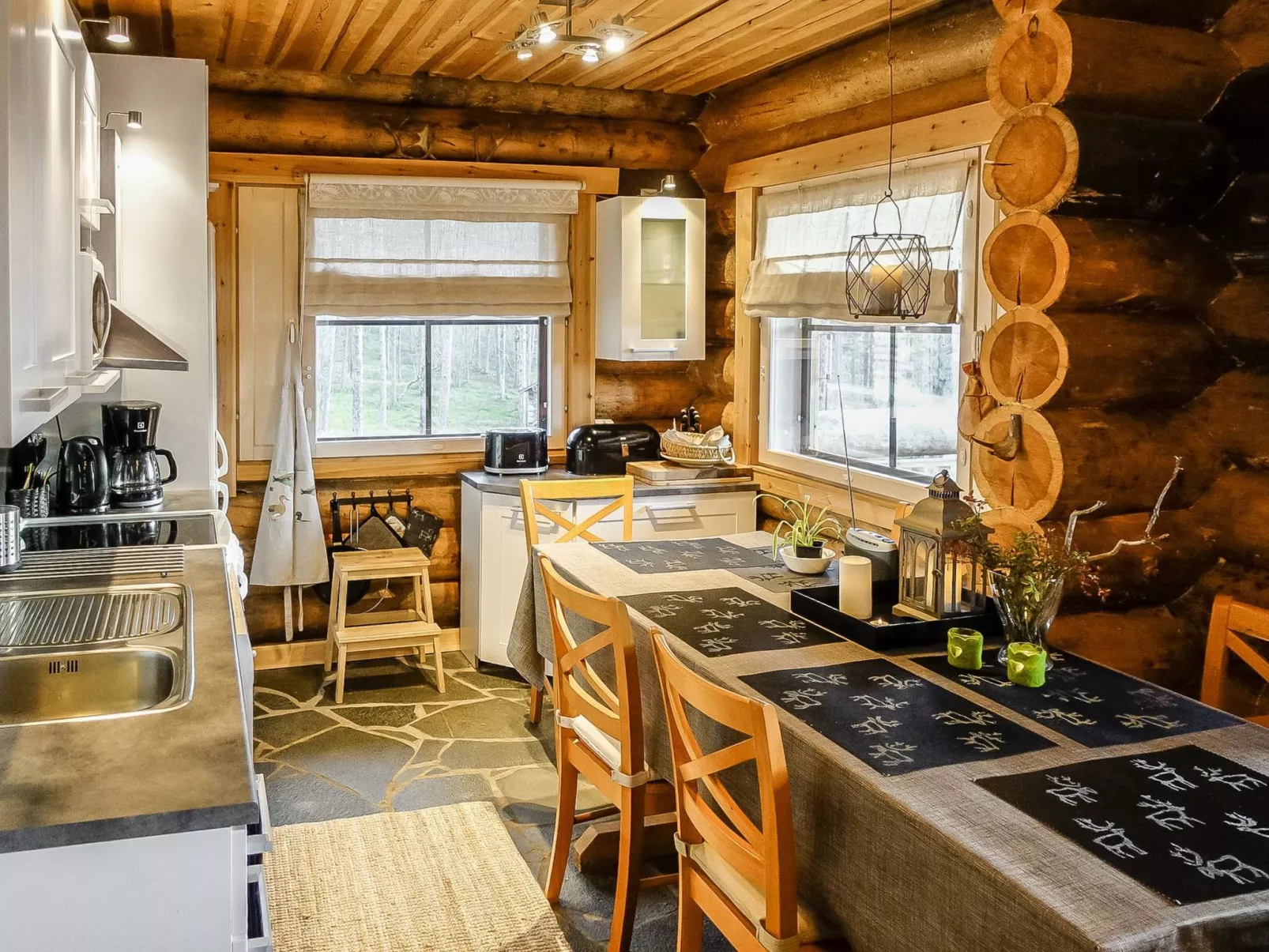 Peurankuoppa-Drinnen