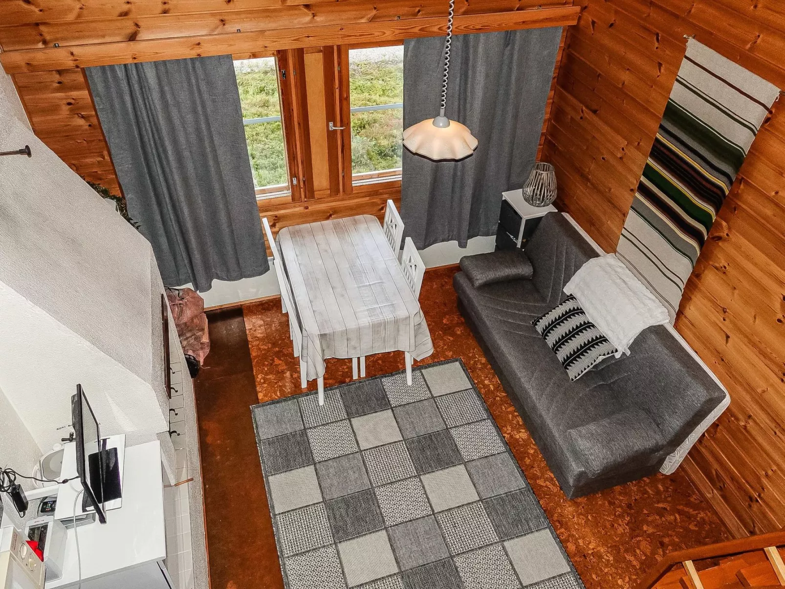 Lupposyöte b1-Inside