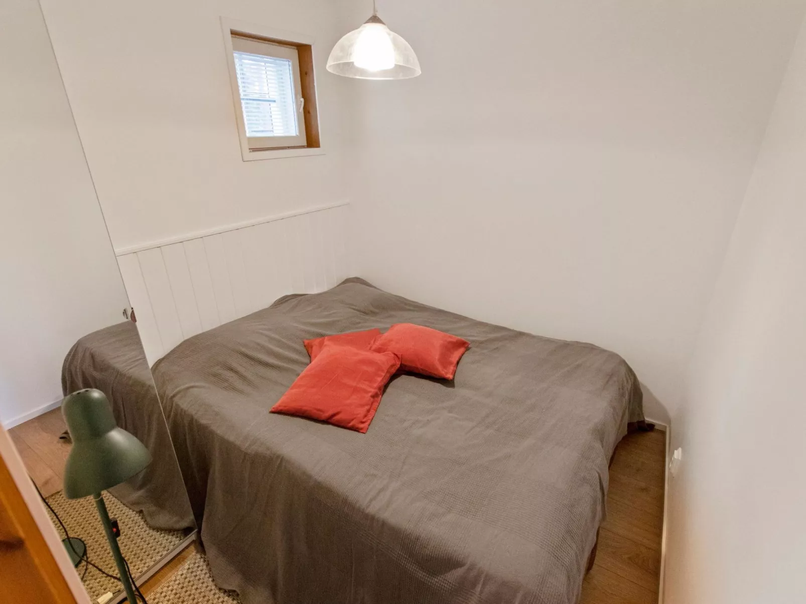 Kätkäläinen e 2-Dedans