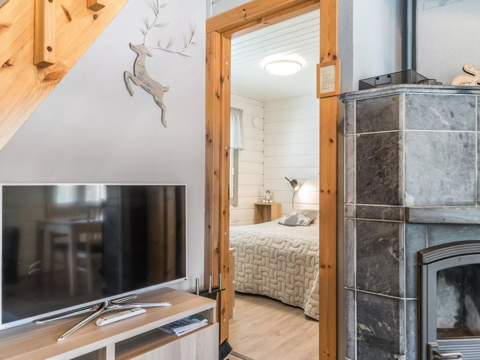 Levin kultakoto-Inside