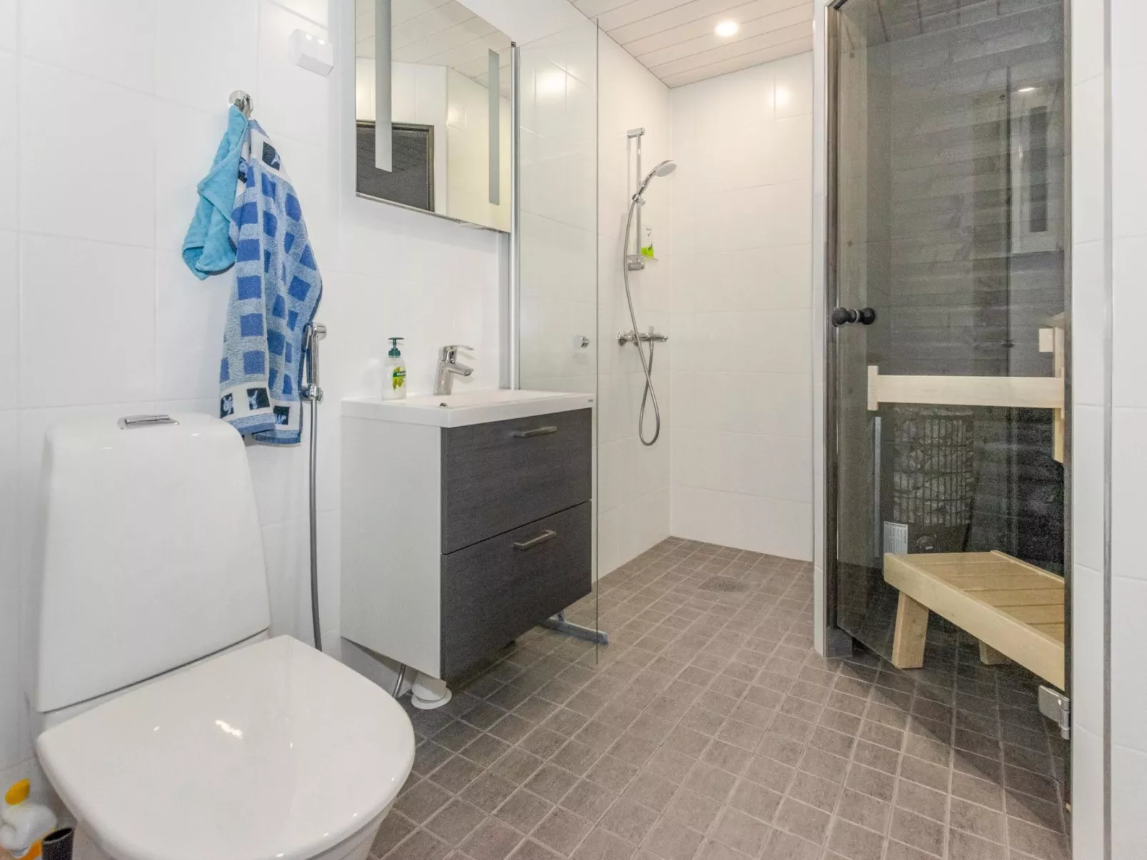 Kasnäs marina b10-Drinnen