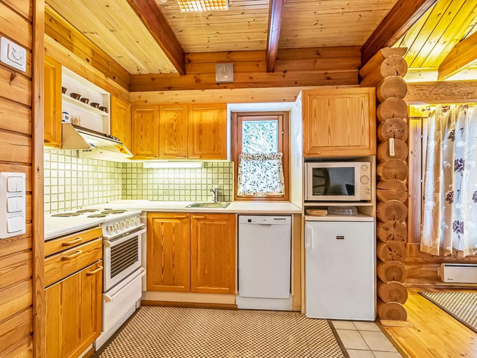 Ylläksen tunturihonkamaja 5-Dedans