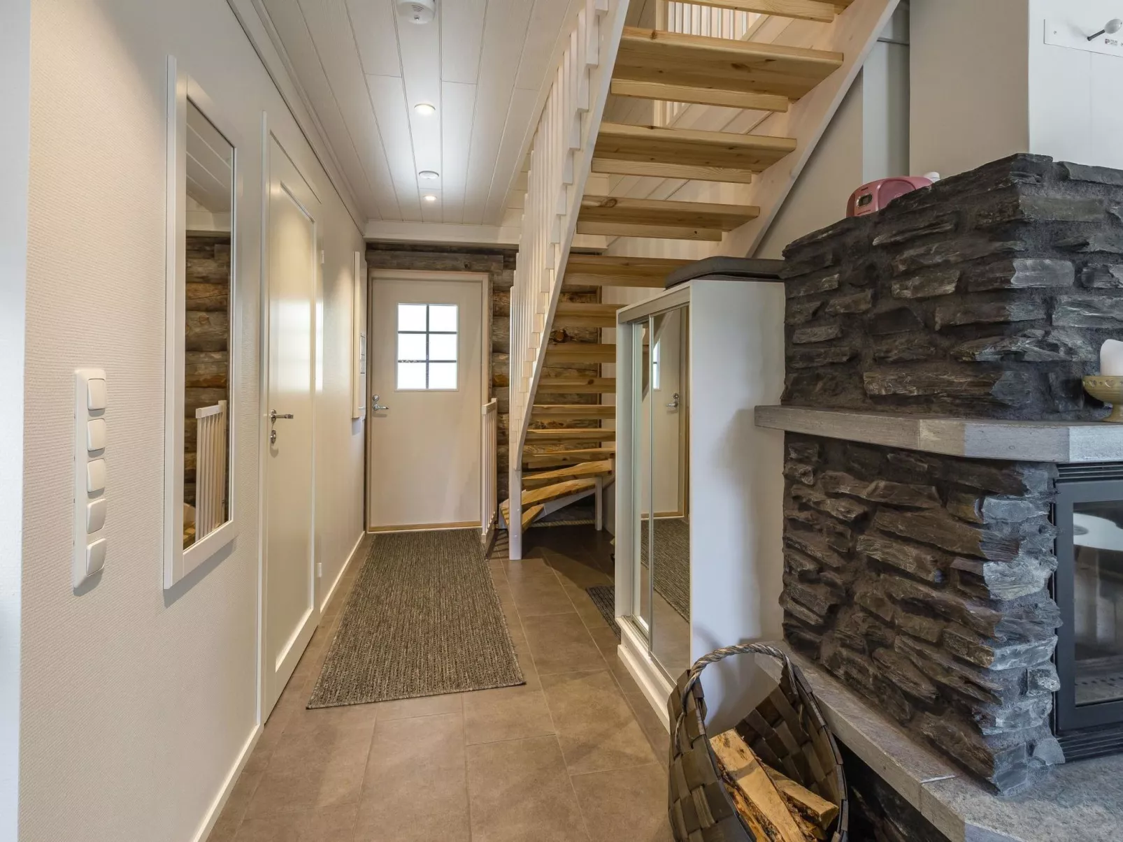 Taruilevi 8 h2-Dedans