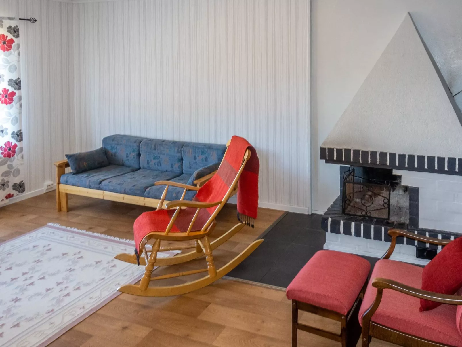 Juotas village-Drinnen