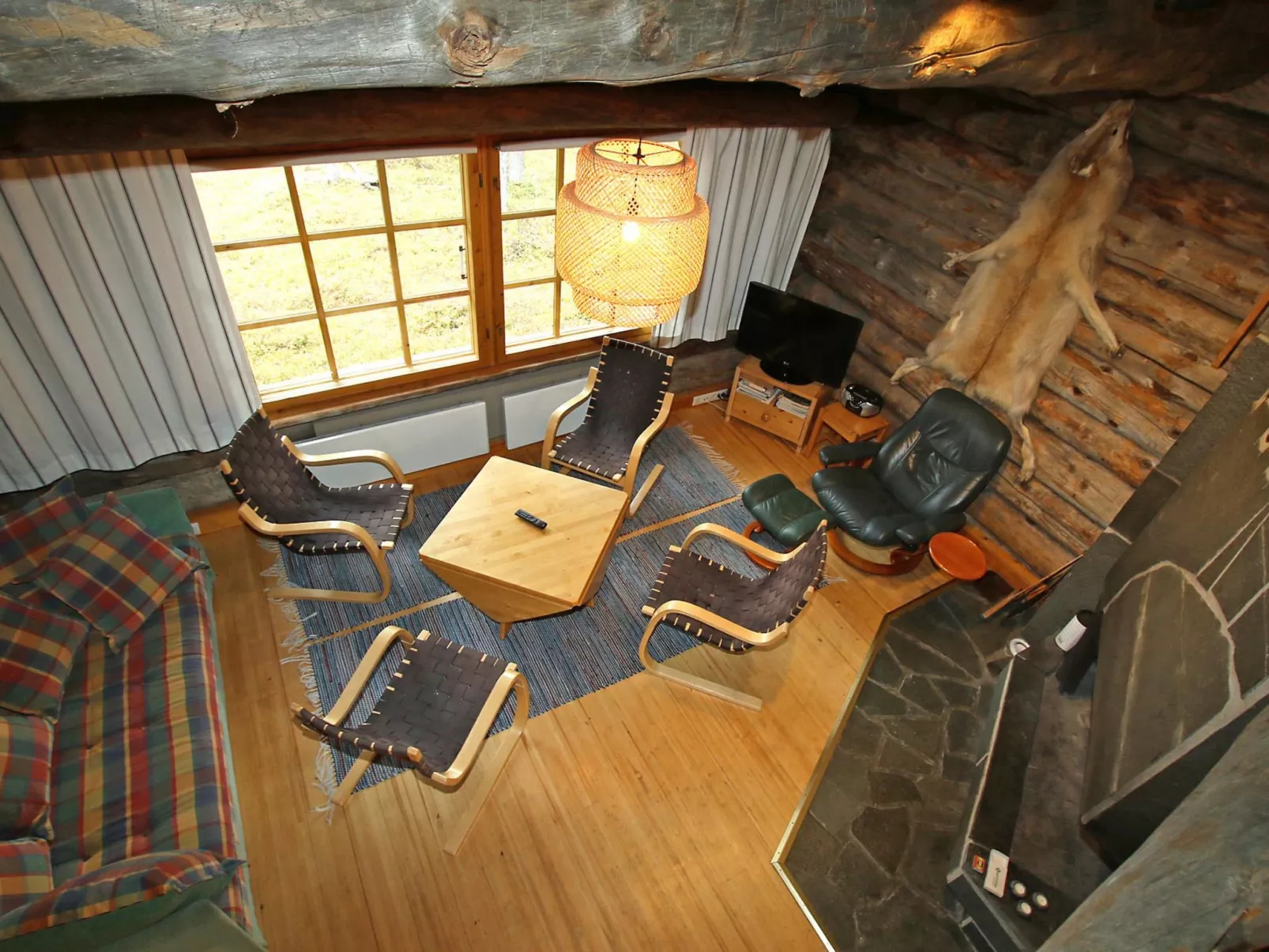 Poromooli a1-Drinnen