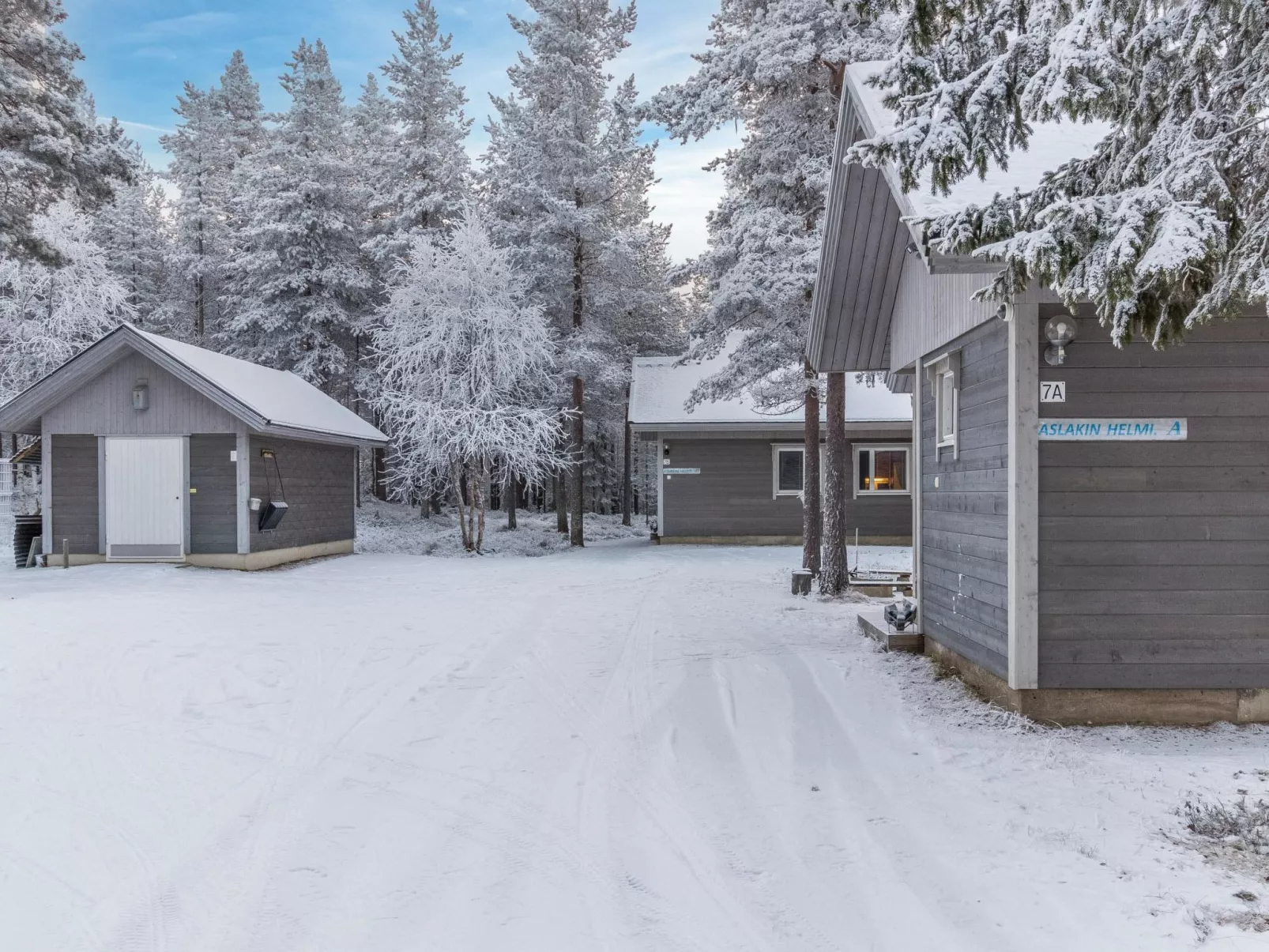 Aslakin helmi b-Drinnen