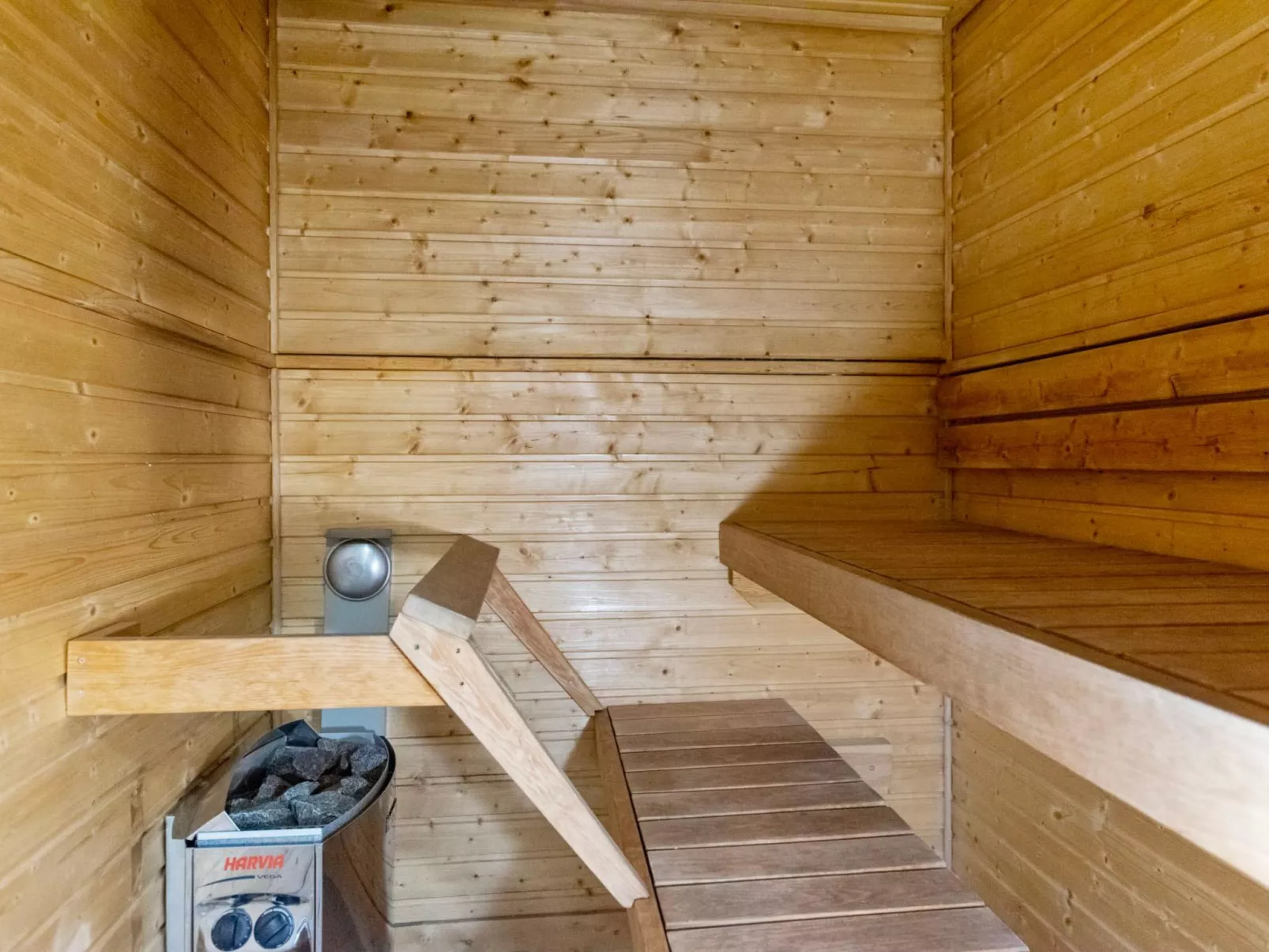 Saarihely b 13-Inside