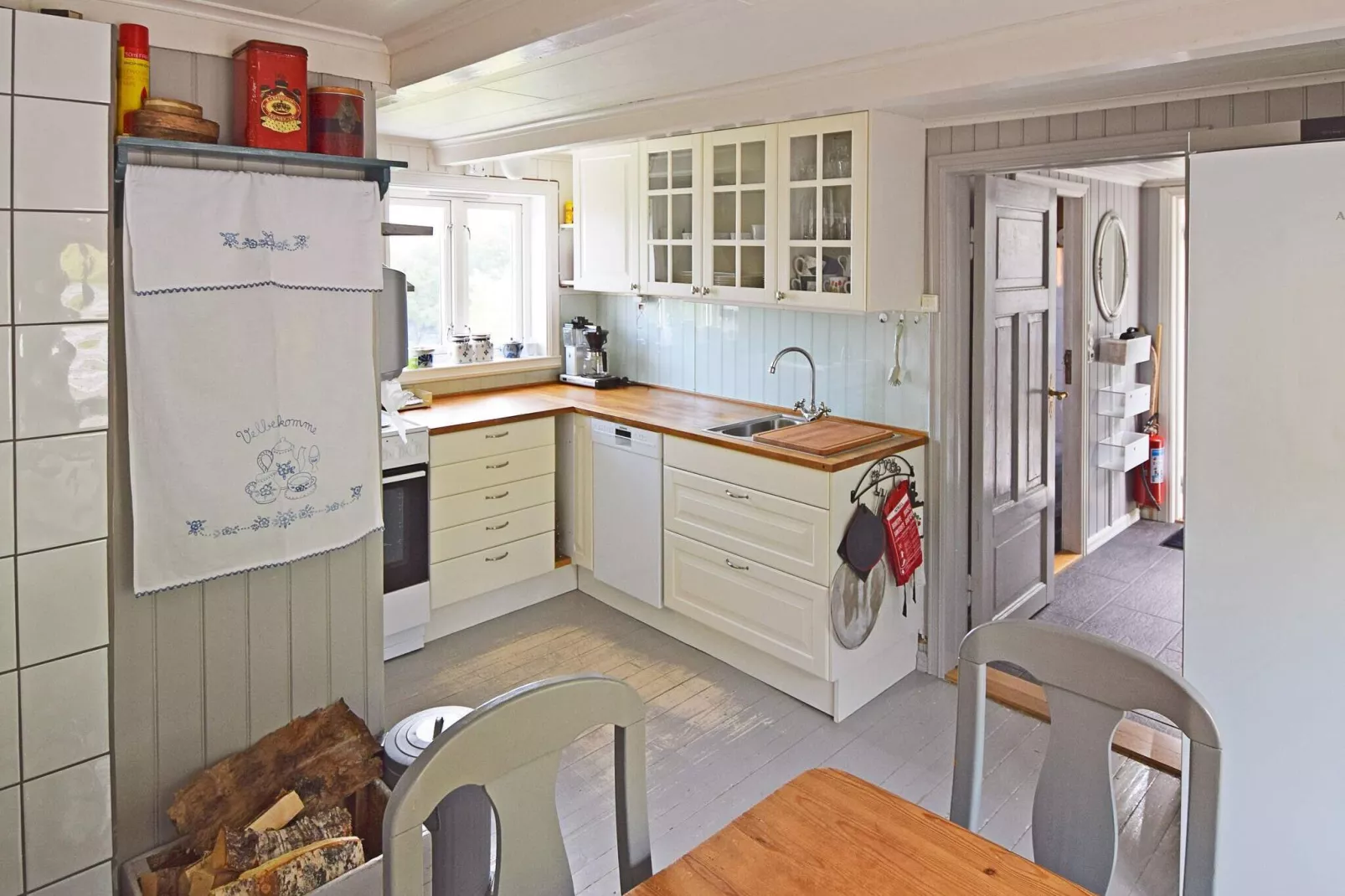 6 person holiday home in Sandhornøy-By Traum-Indoor