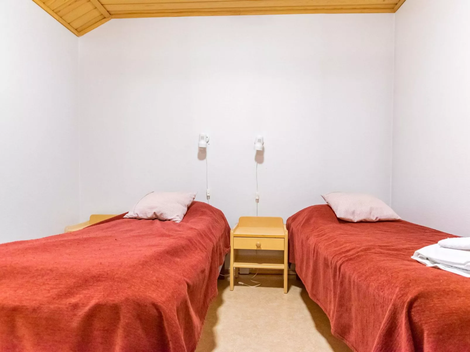 Teerenpesue e 38-Inside