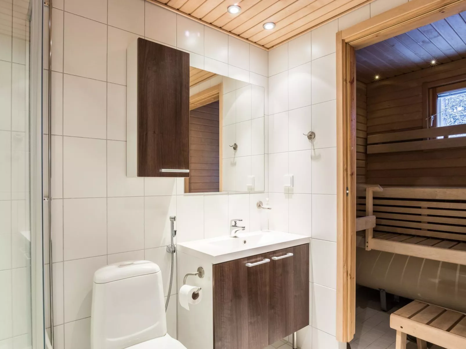 Yllästar 3 as 605-Drinnen