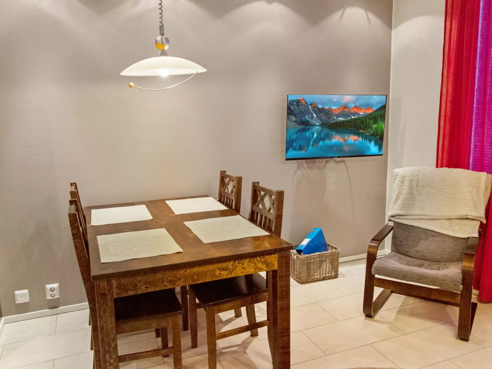 Yllästar 3 as 509-Dedans