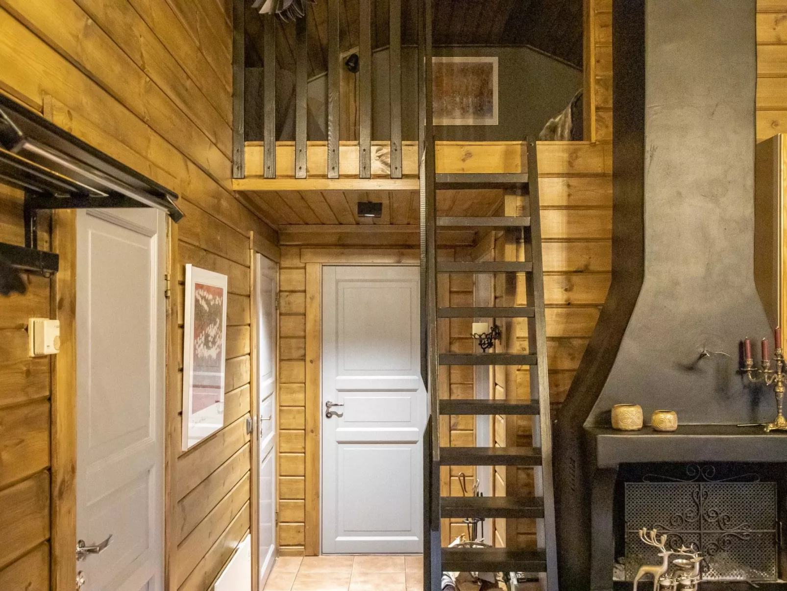 Lomaylläs b19 / palovaarankaarre 2 b-Dedans