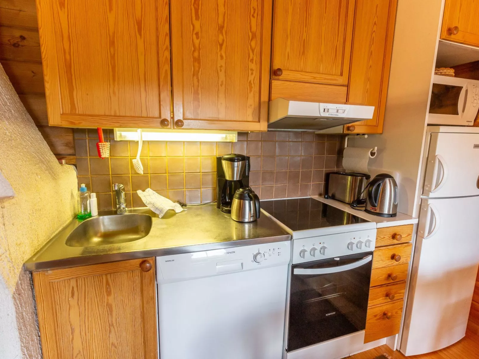 Lomaylläs f84 /palovaarankaarre 22a-Inside