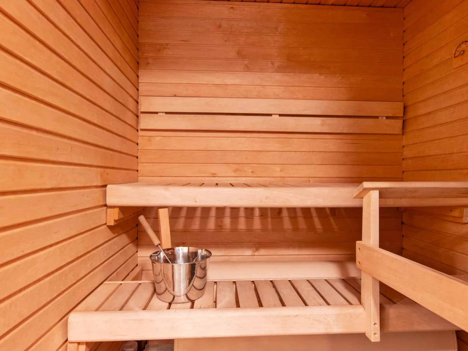 Yllästar 2 as 305-Drinnen