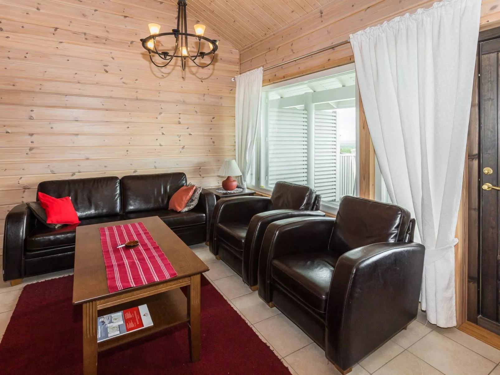 Ylläksen rinnemäki b-Dedans