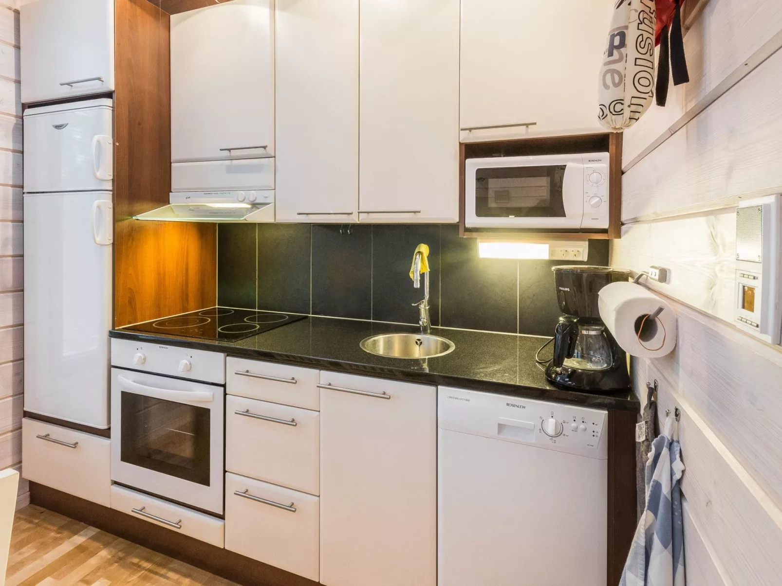 Ylläksen sirppikuu 2-Drinnen