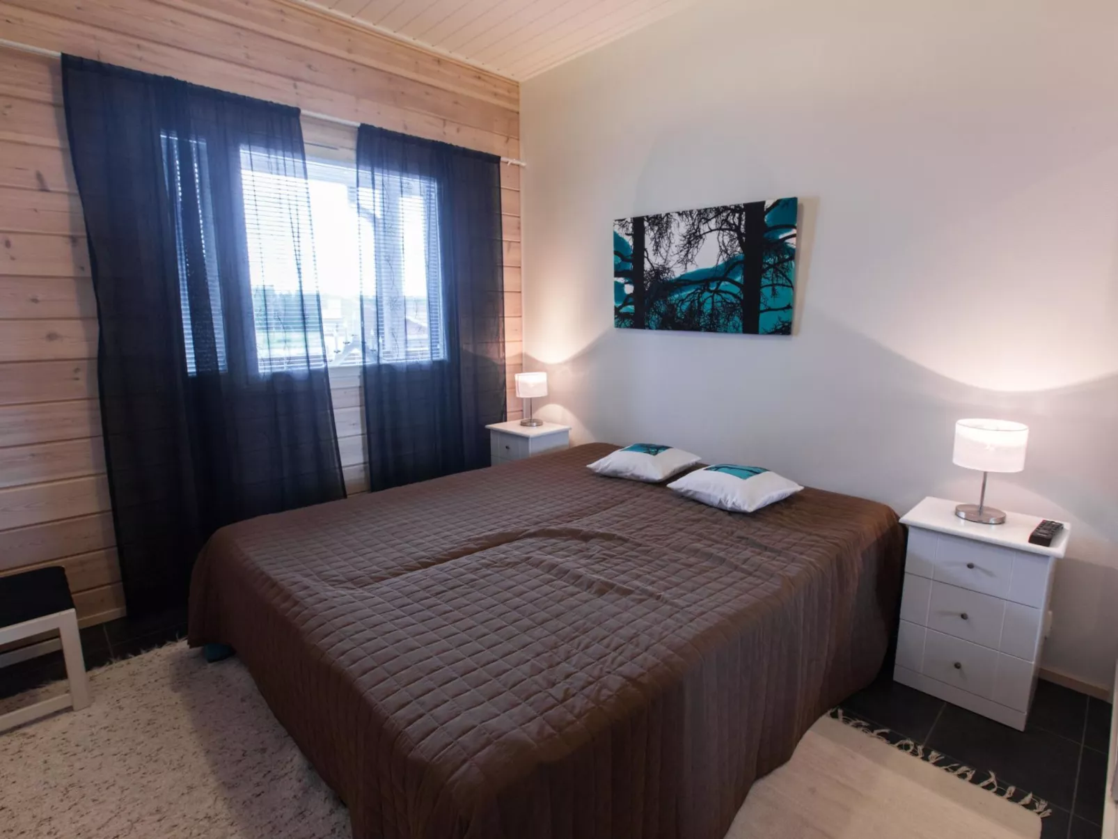 Hil-lak-ka 4-Drinnen