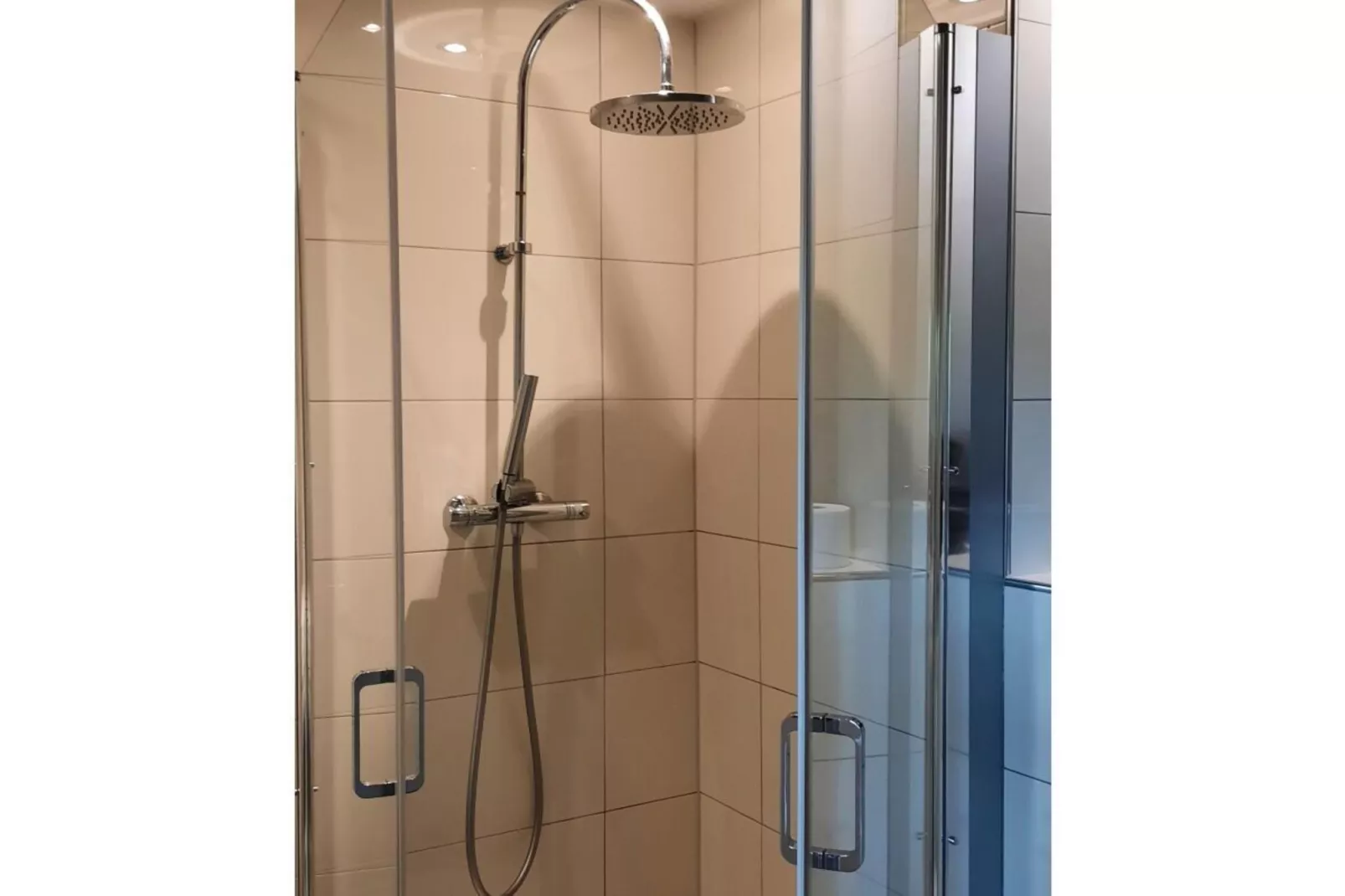 310062-Salle de bain