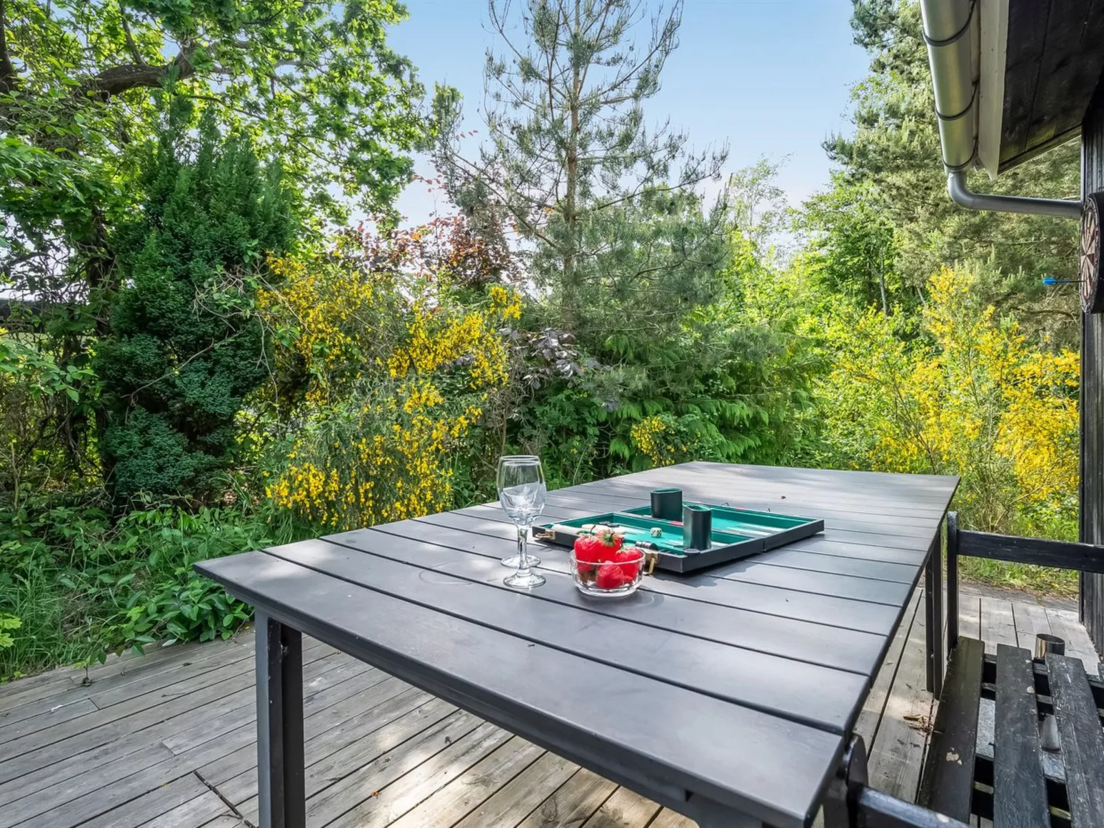 "Gunward" - 3km from the sea-Outside