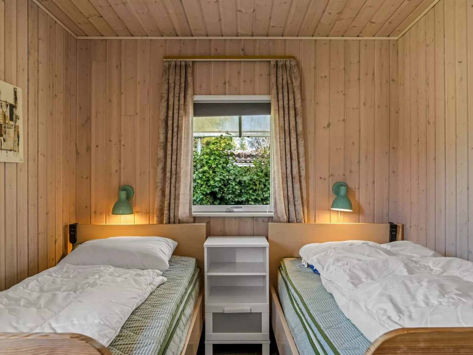 "Randulf" -  from the sea-Dedans