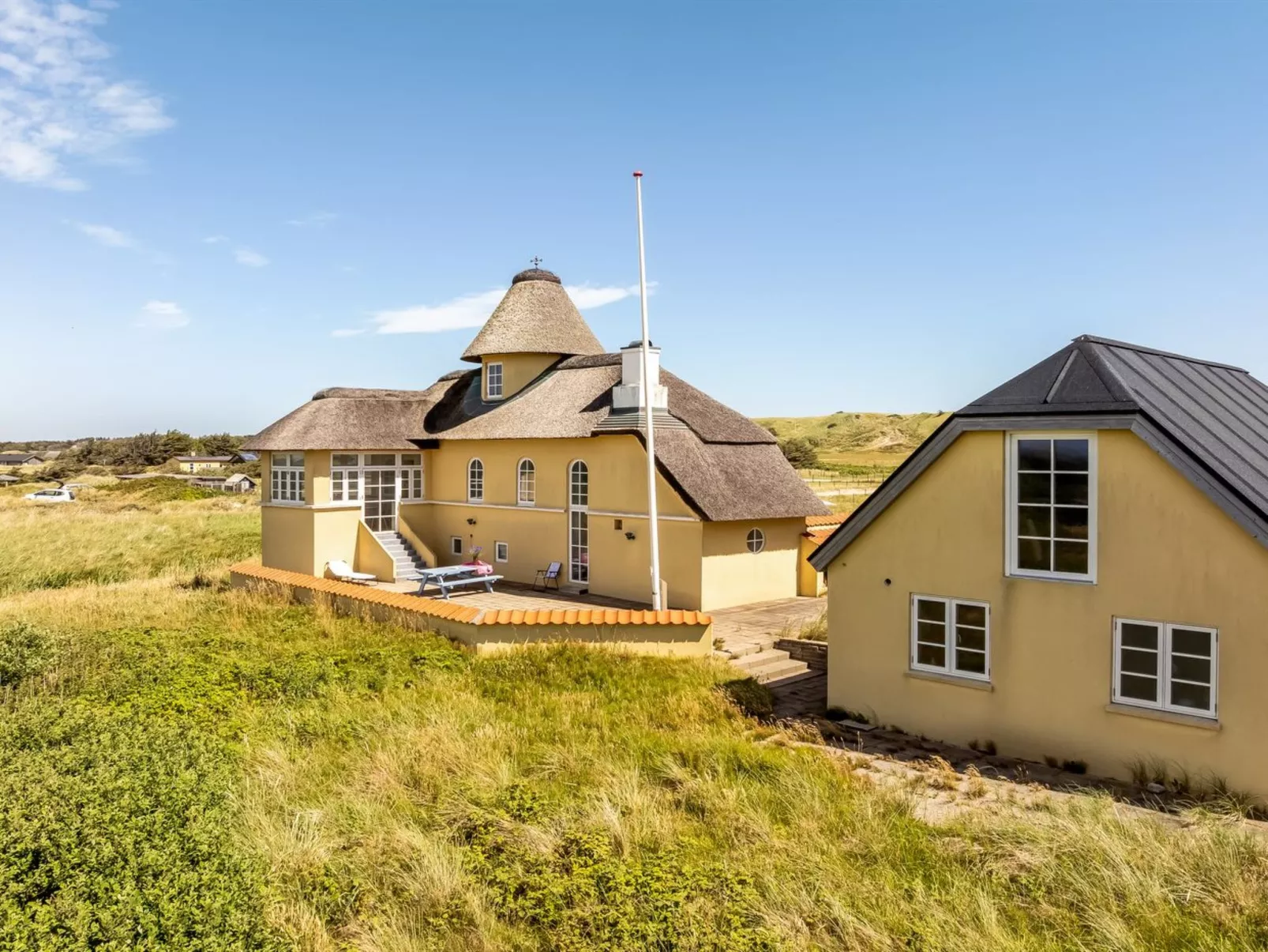 "Amina" - 200m from the sea-Draußen